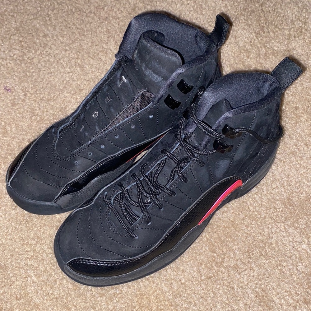 Jordan 12 retro black rush pink size 6